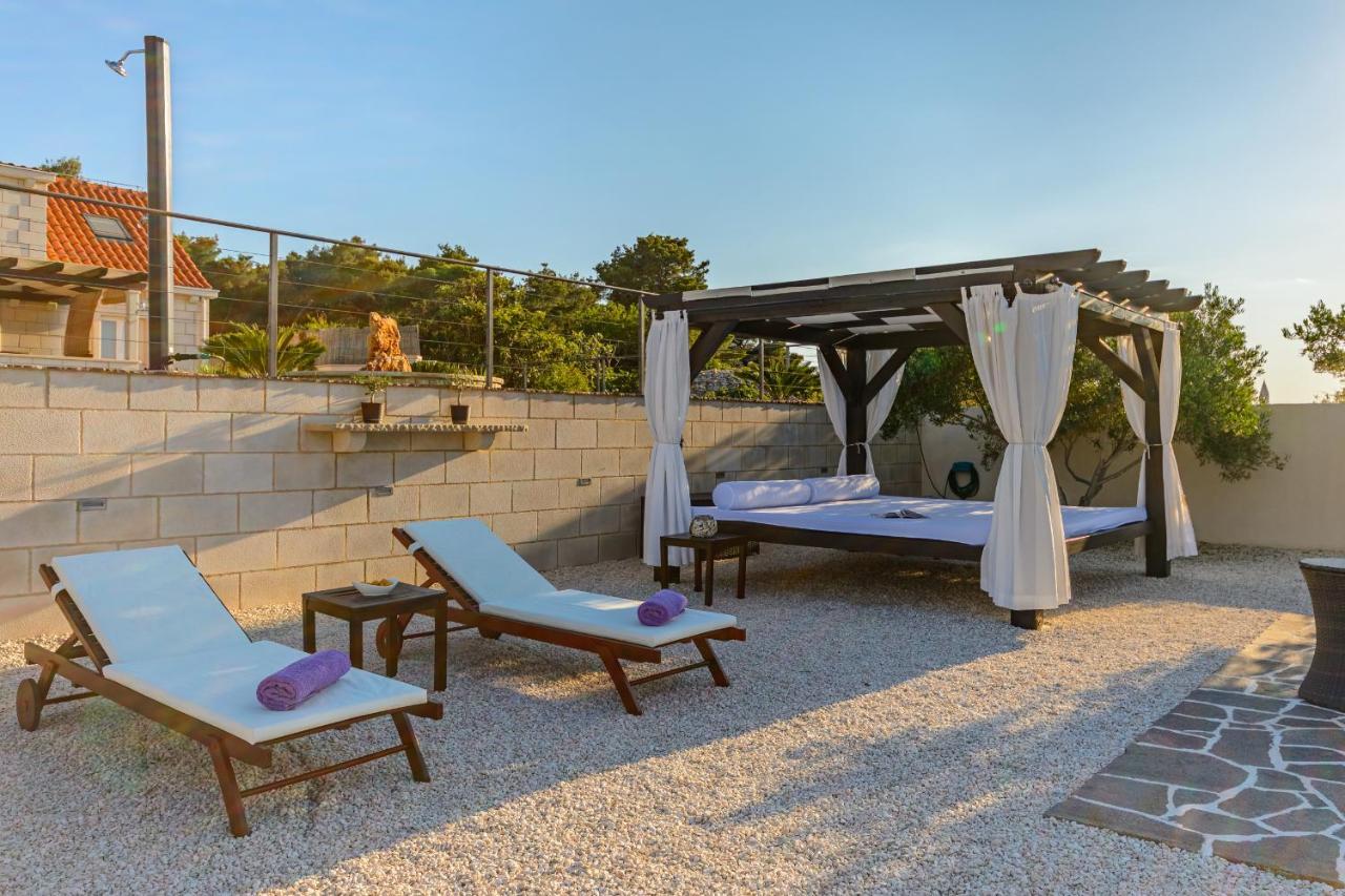 Villa Mis Supetar Bagian luar foto