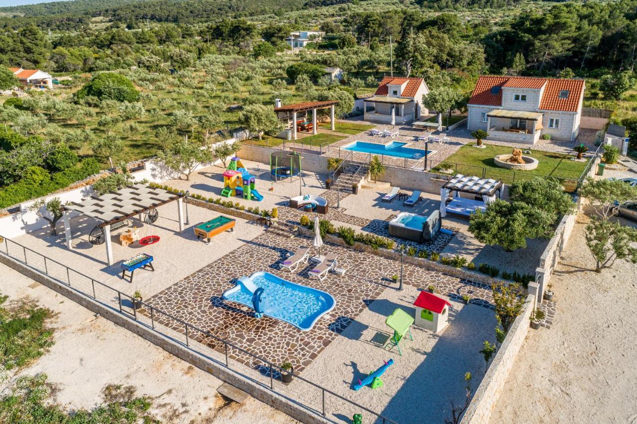 Villa Mis Supetar Bagian luar foto