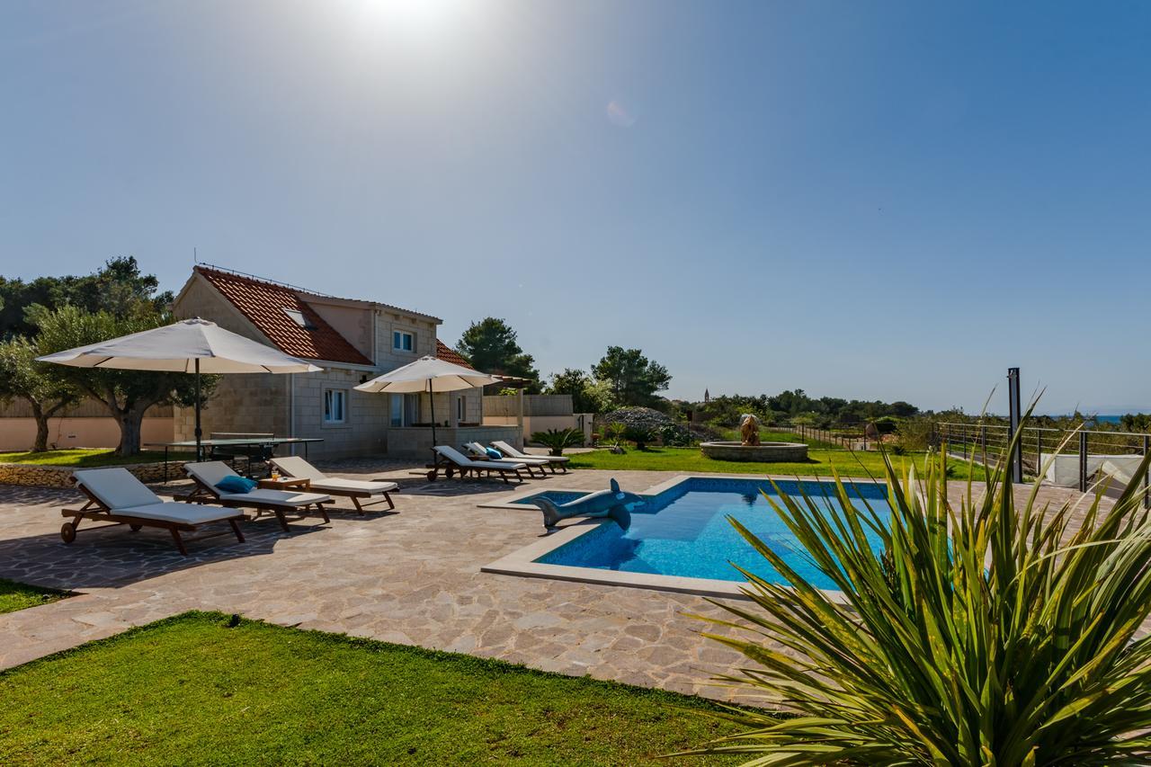 Villa Mis Supetar Bagian luar foto