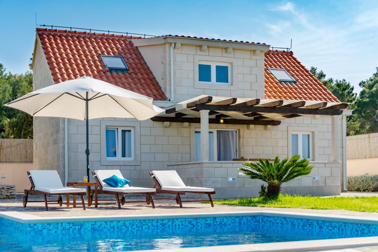 Villa Mis Supetar Bagian luar foto