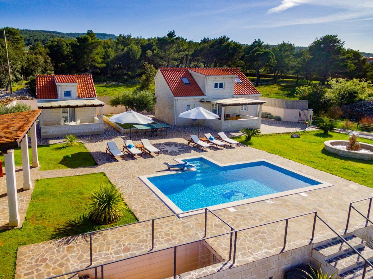 Villa Mis Supetar Bagian luar foto